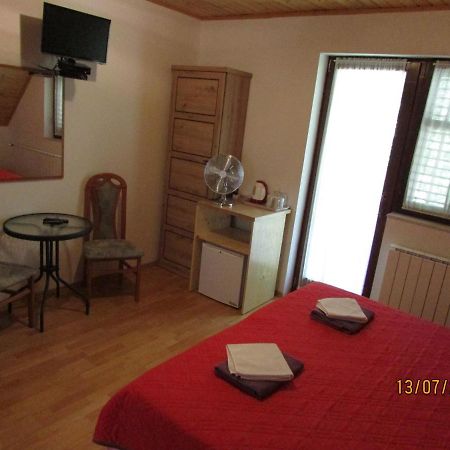 Guest House Nenad Plitvicka Jezera Exterior foto