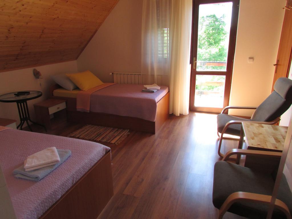 Guest House Nenad Plitvicka Jezera Exterior foto