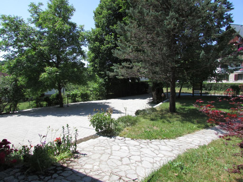Guest House Nenad Plitvicka Jezera Exterior foto